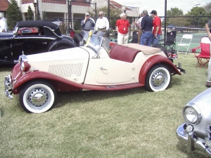 1952 MG-TD Side
